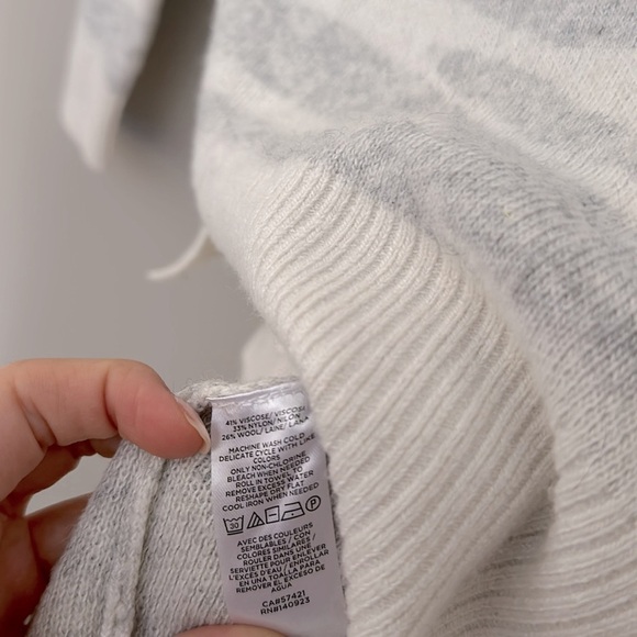 LOFT Zebra Striped Sweater - Picture 4 of 4